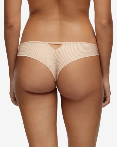 P48H70-097-36_NAIS_TANGASTANDARD_BRIEF-BK